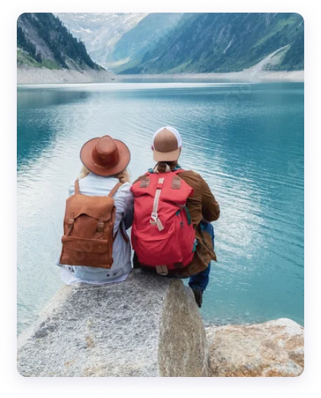 couple of travellers